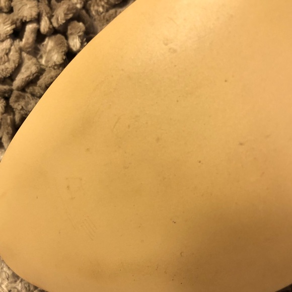 IVANKA TRUMP suede heals. - Picture 7 of 12